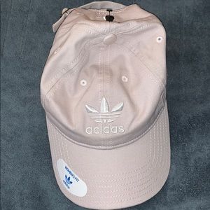 Adidas pink woman’s hat